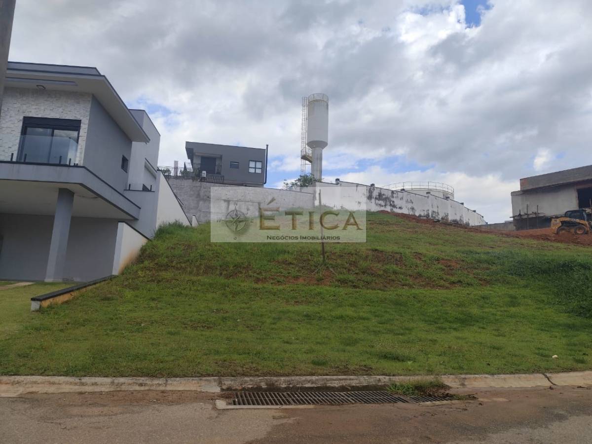 Terreno à venda, no Condomínio Ibi Aram 2,  em Itupeva, 374m²